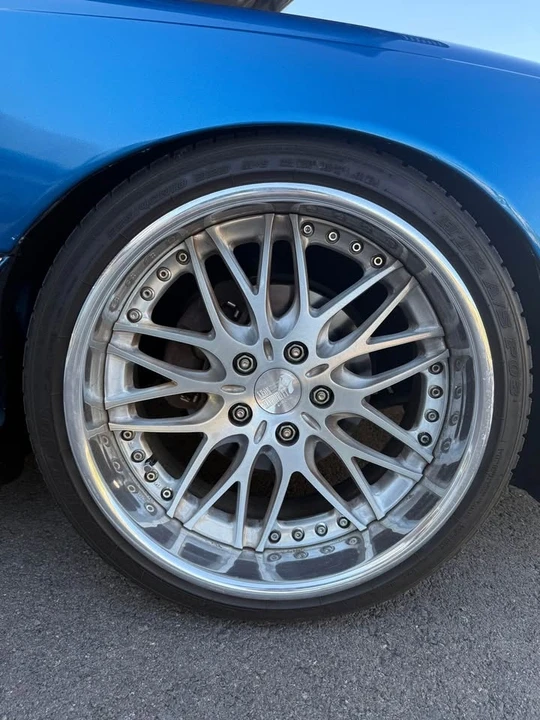 1990 Lexus LS 1st Gen - Image 16 of 16