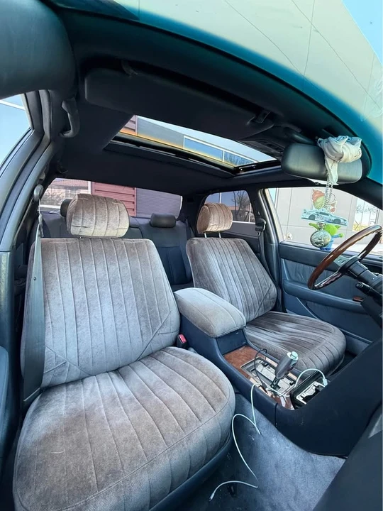 1990 Lexus LS 1st Gen - Image 7 of 16