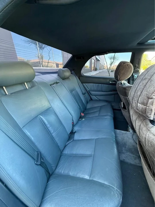 1990 Lexus LS 1st Gen - Image 8 of 16