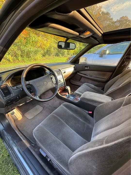 1990 Lexus LS 1st Gen - Image 3 of 7