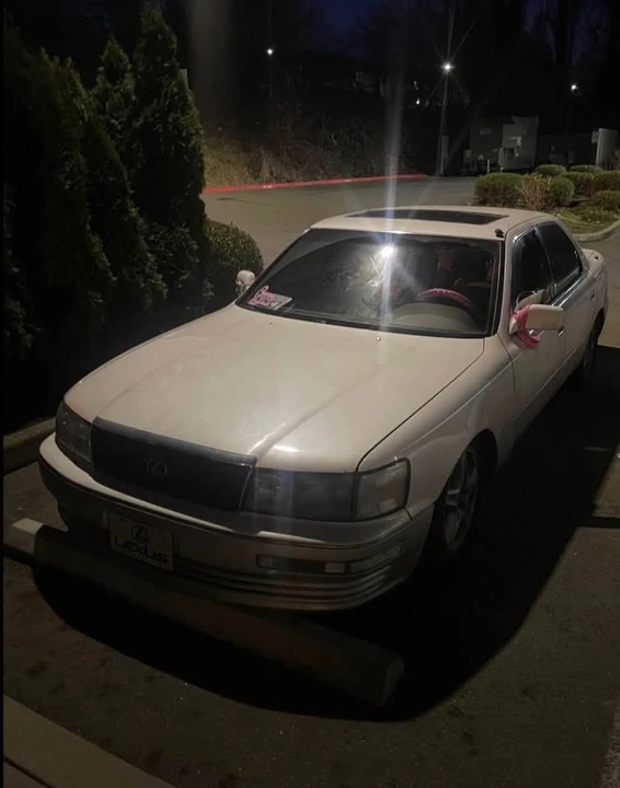 1990 Lexus LS 1st Gen - Image 2 of 4