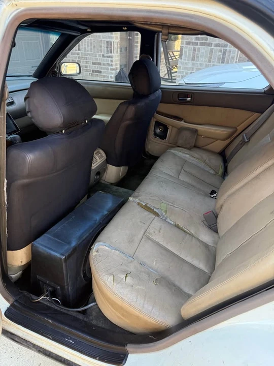 1990 Lexus LS 1st Gen - Image 5 of 8