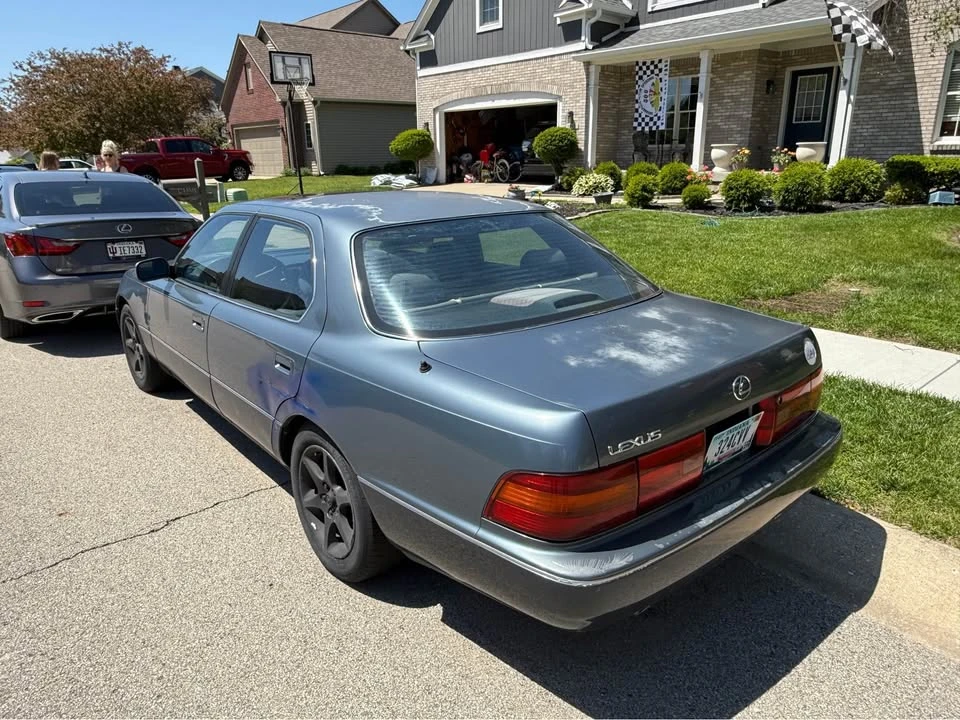 1990 Lexus LS 1st Gen - Image 3 of 11