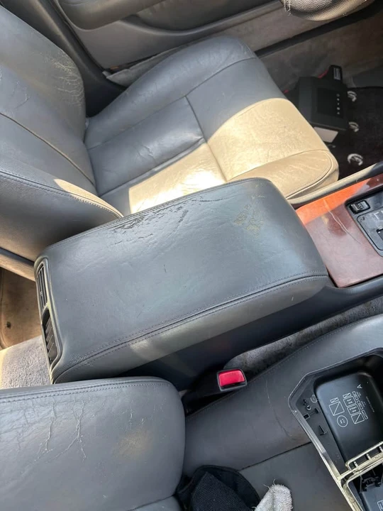 1990 Lexus LS 1st Gen - Image 9 of 12