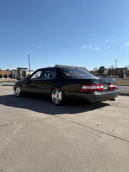 1990 Lexus LS 1st Gen - Image 5 of 12