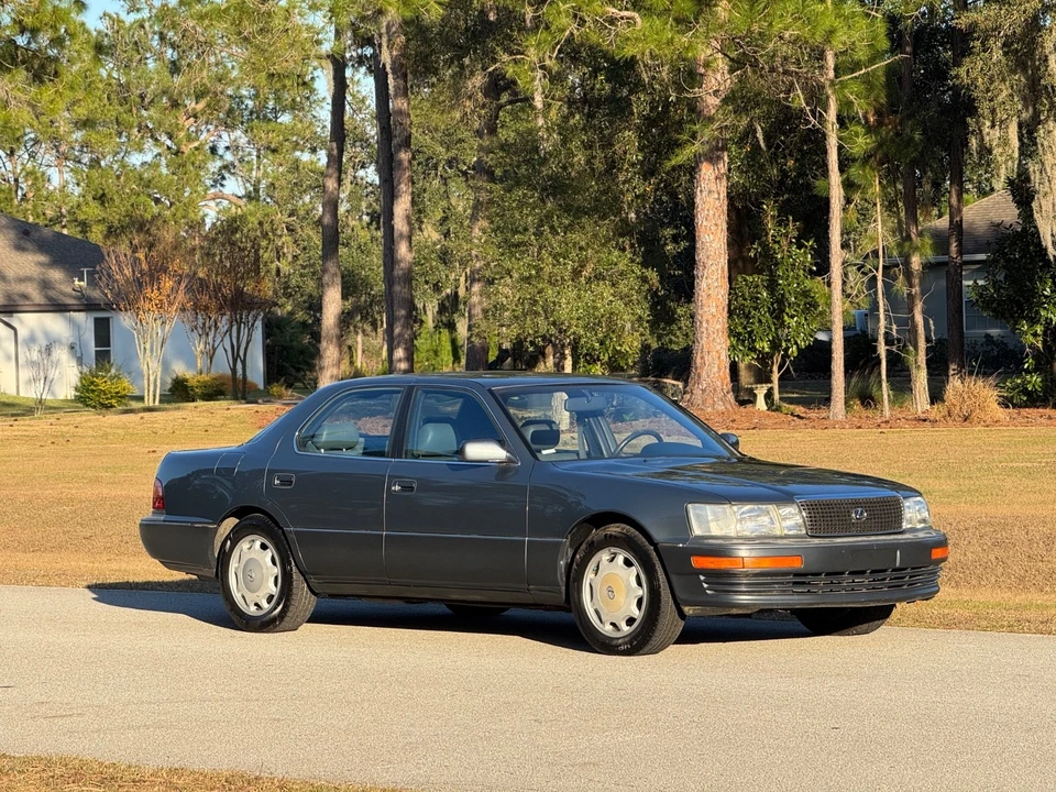 1990 Lexus LS 1st Gen - Image 5 of 21