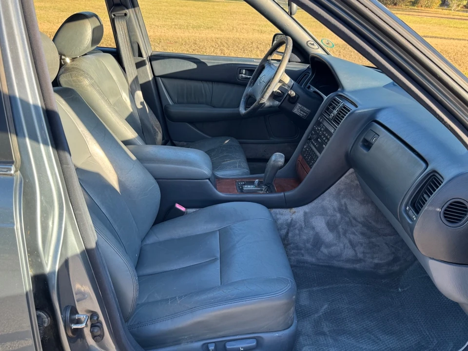 1990 Lexus LS 1st Gen - Image 11 of 21