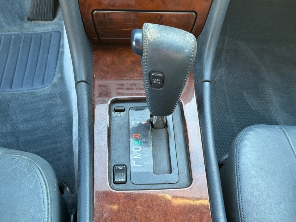 1990 Lexus LS 1st Gen - Image 20 of 21
