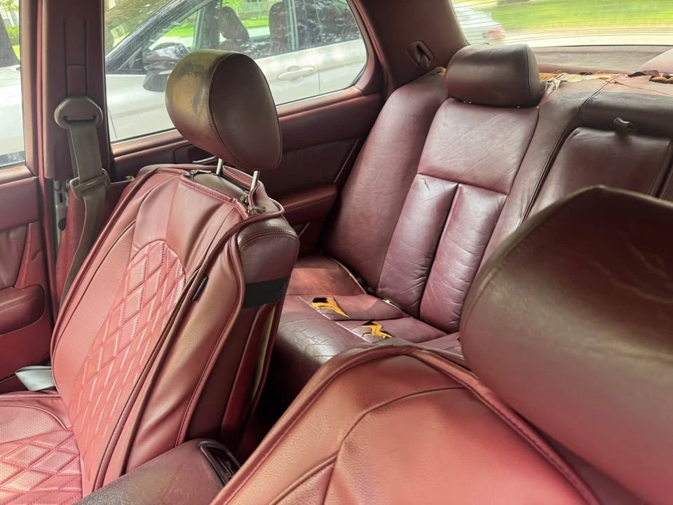 1990 Lexus LS 1st Gen - Image 6 of 6