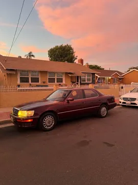 1990 Lexus LS 400 Sedan 4D