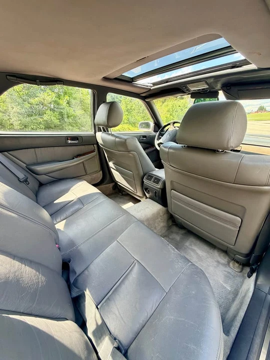 1990 Lexus LS 1st Gen - Image 6 of 12