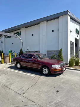 1990 Lexus LS 400 Sedan 4D