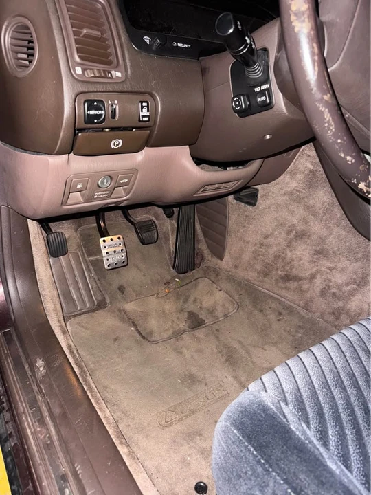 1990 Lexus LS 1st Gen - Image 7 of 8
