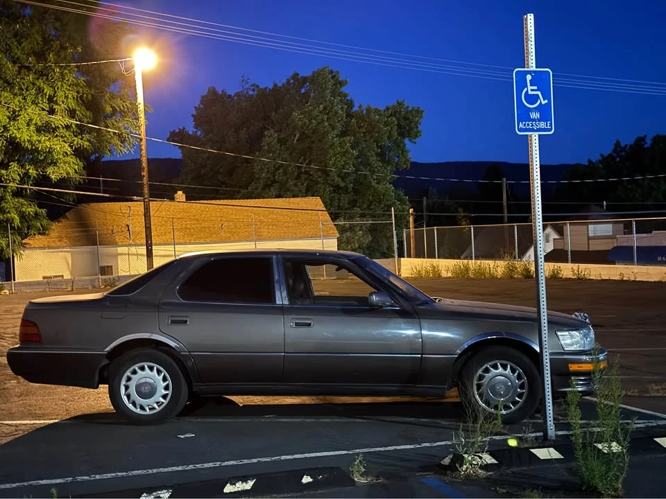 1990 Lexus LS 1st Gen - Image 4 of 4