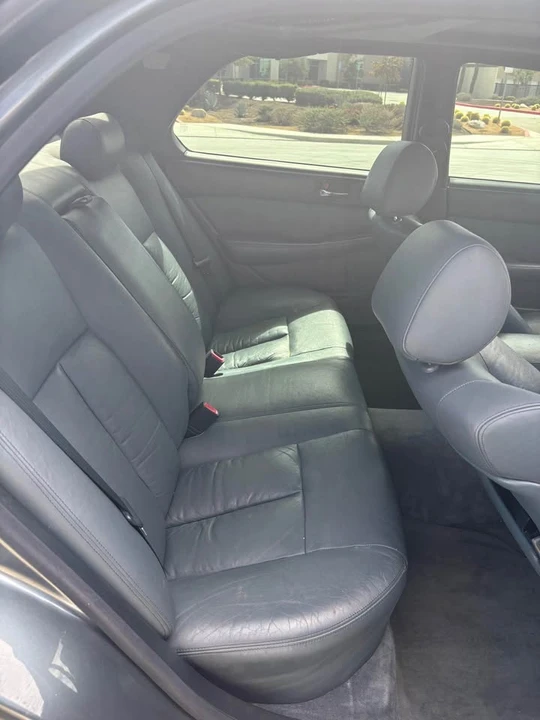 1990 Lexus LS 1st Gen - Image 11 of 20