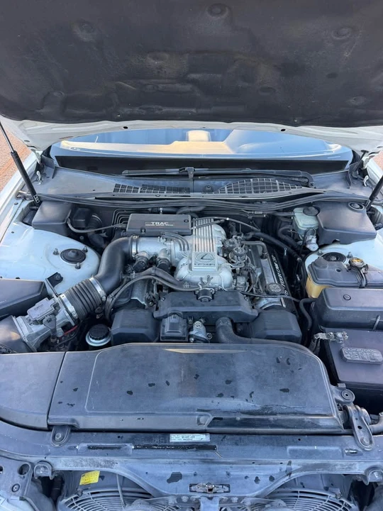1990 Lexus LS 1st Gen - Image 9 of 9