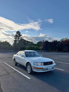 1990 Lexus LS 400 Sedan 4D
