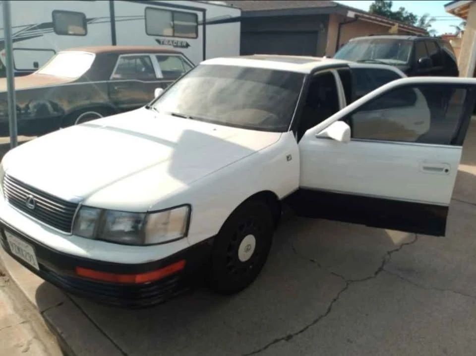 1990 Lexus LS 1st Gen - Image 6 of 6