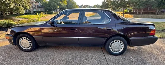1990 Lexus LS 400 Sedan