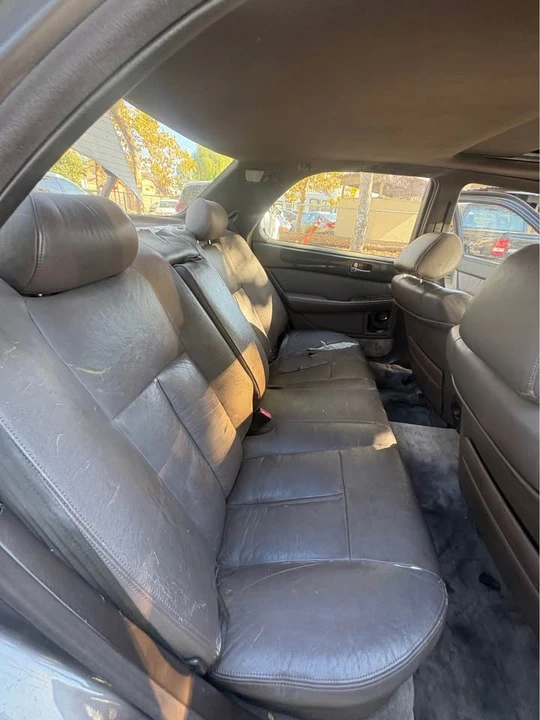 1990 Lexus LS 1st Gen - Image 7 of 11