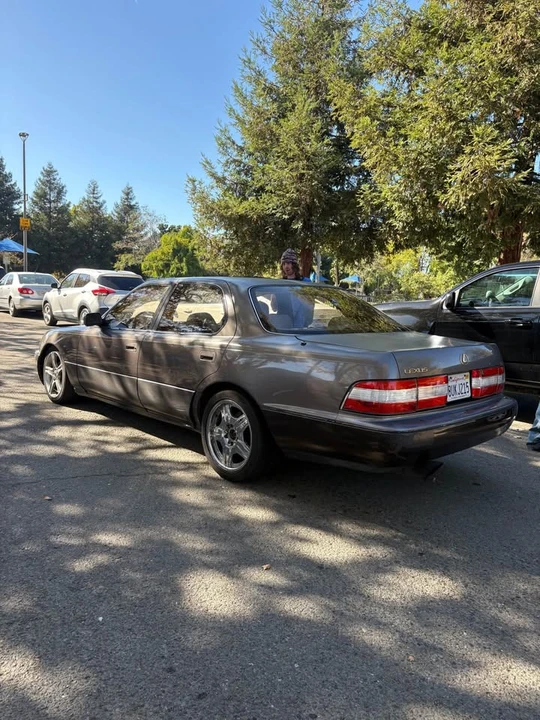 1990 Lexus LS 1st Gen - Image 3 of 11