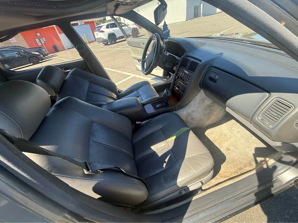 1990 Lexus LS 1st Gen - Image 9 of 11