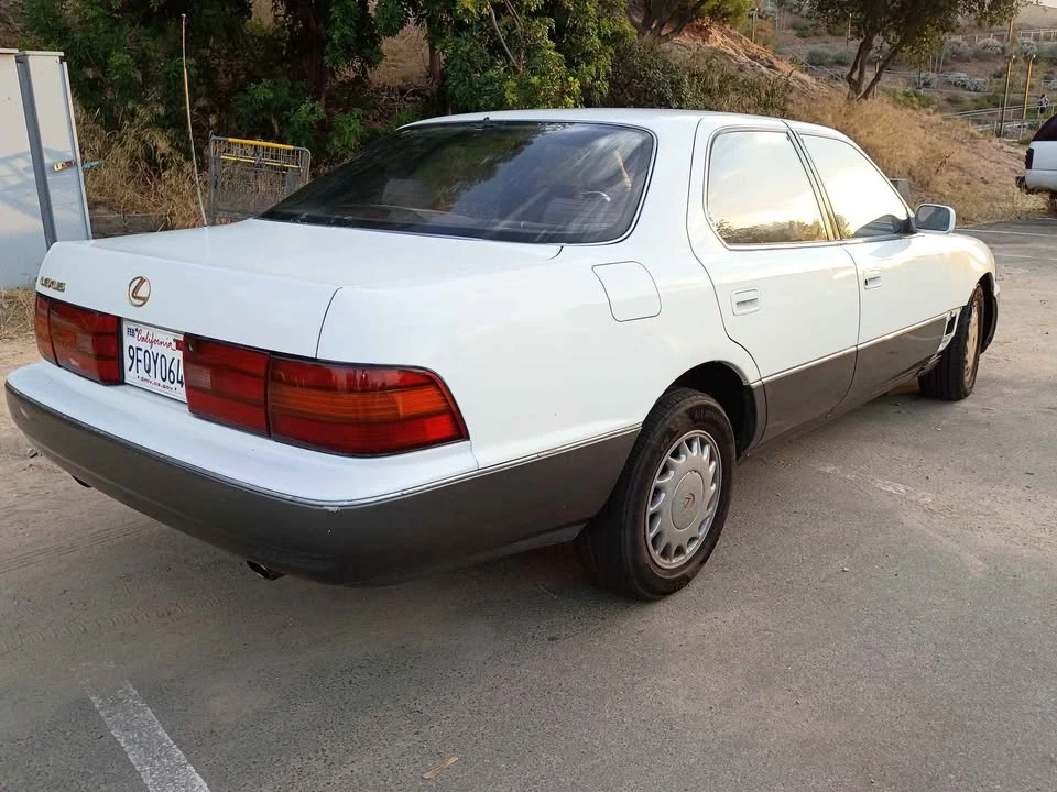 1990 Lexus LS 1st Gen - Image 5 of 12