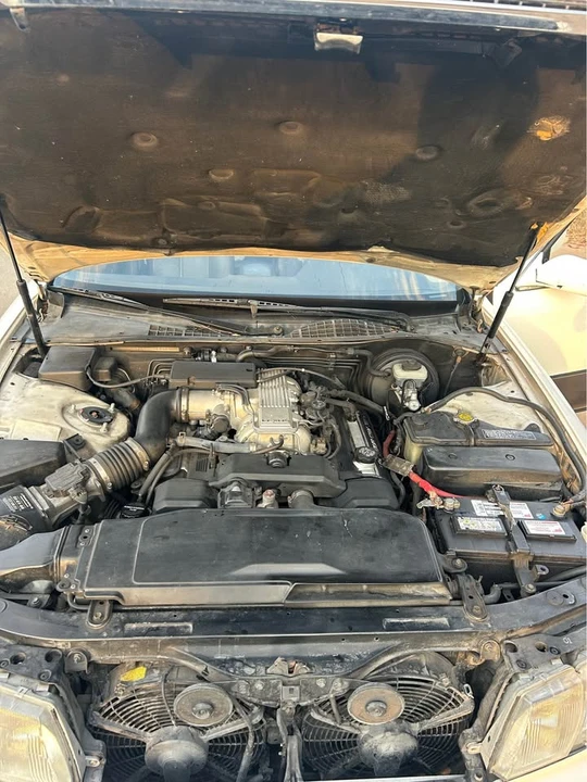 1990 Lexus LS 1st Gen - Image 5 of 8