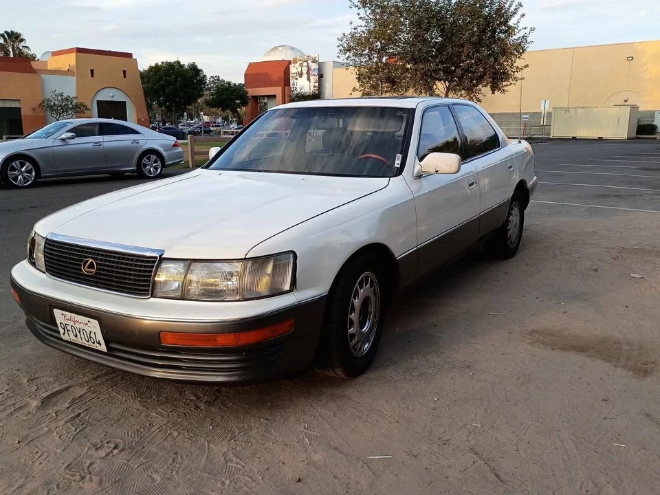 1990 Lexus LS 1st Gen - Image 2 of 12