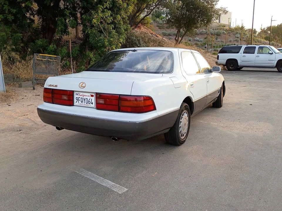 1990 Lexus LS 1st Gen - Image 6 of 12