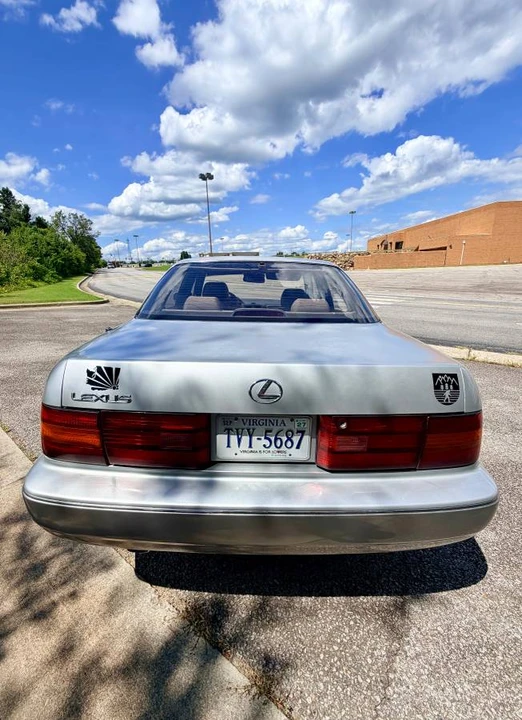 1990 Lexus LS 1st Gen - Image 5 of 15