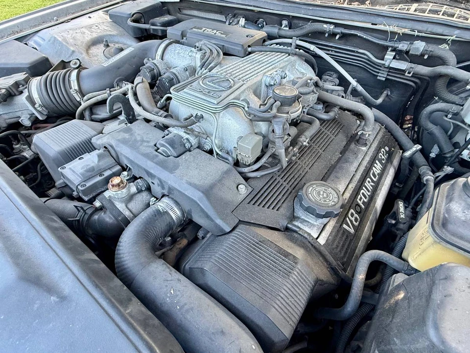 1990 Lexus LS 1st Gen - Image 11 of 15