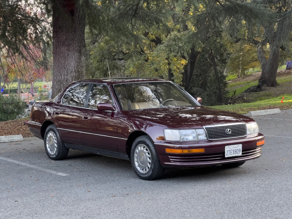 1990 Lexus LS 1st Gen - Image 25 of 31