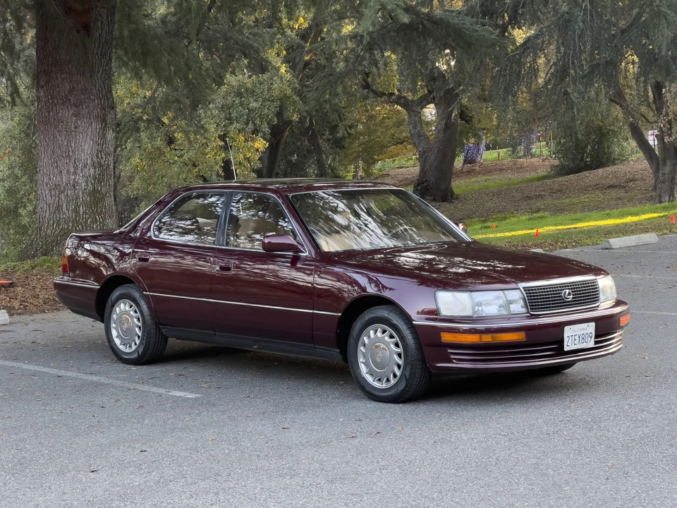 1990 Lexus LS 1st Gen - Image 24 of 31