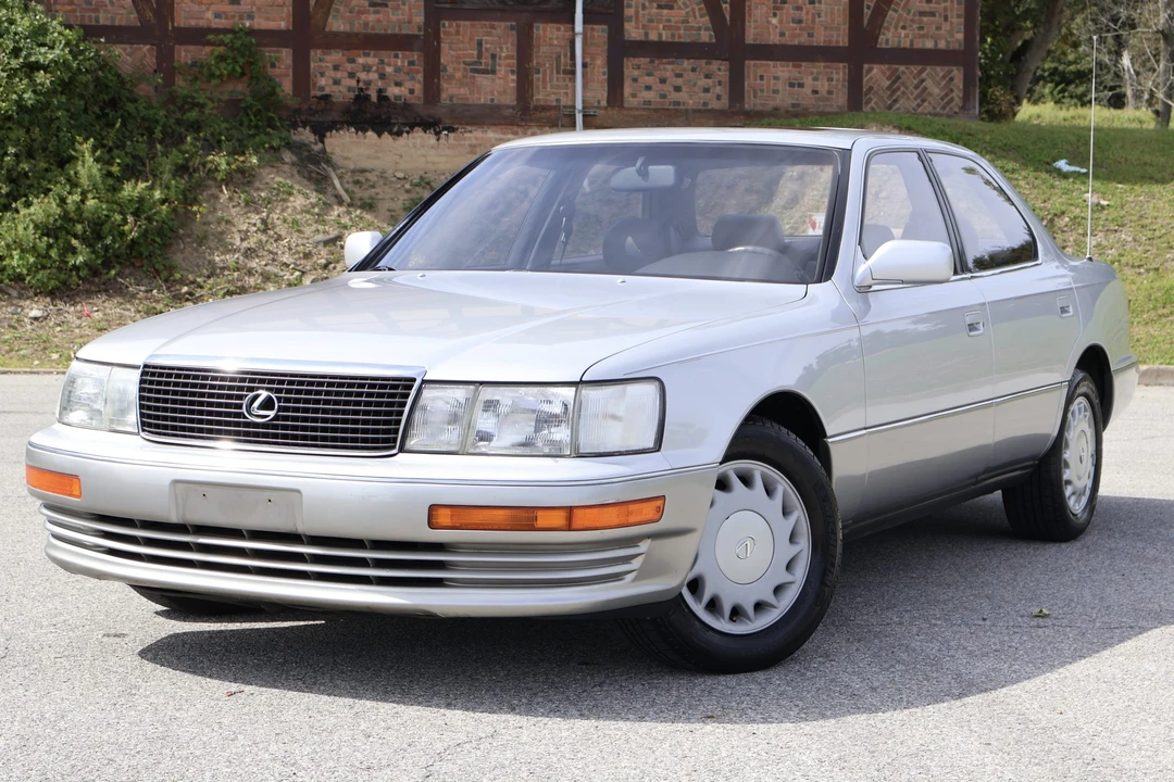 1990 Lexus LS 1st Gen - Image 3 of 31