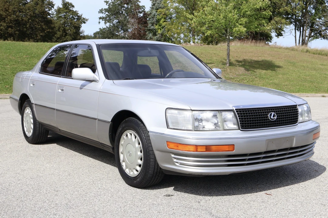 1990 Lexus LS 1st Gen - Image 14 of 31
