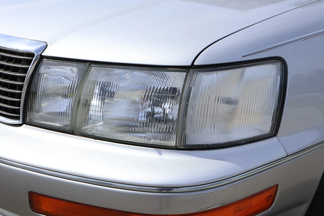 1990 Lexus LS 1st Gen - Image 24 of 31