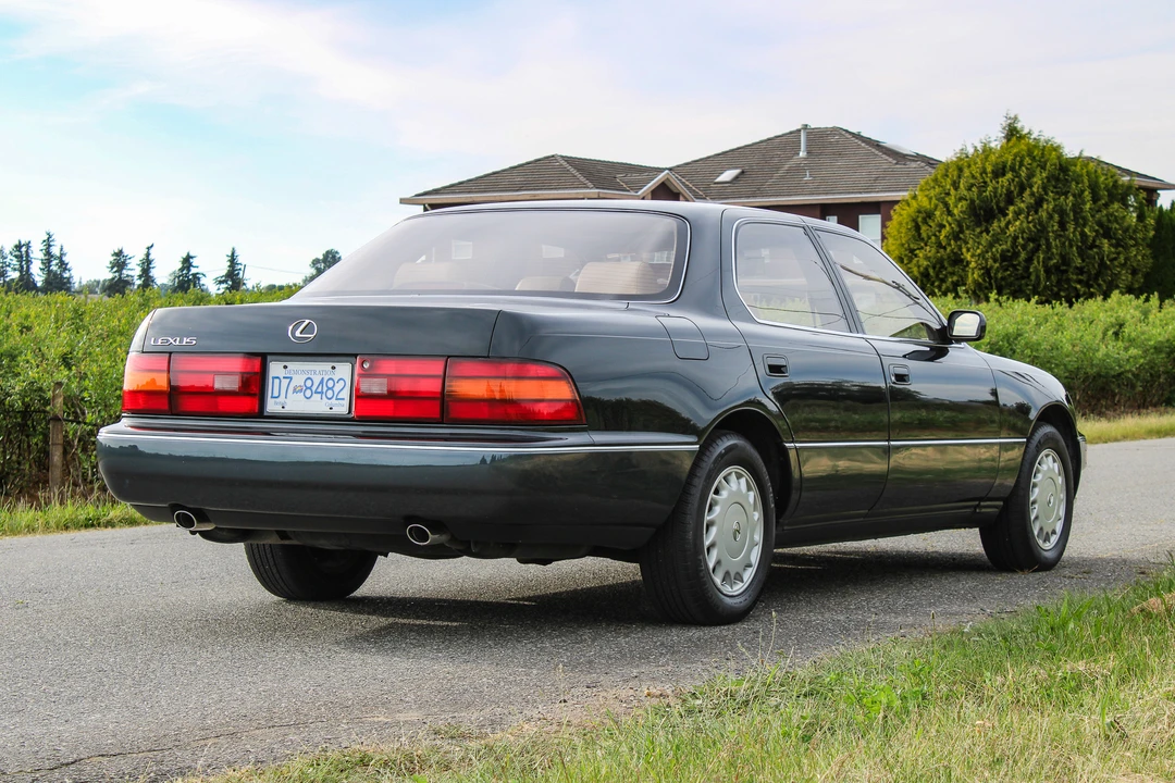 1990 Lexus LS 1st Gen - Image 18 of 31