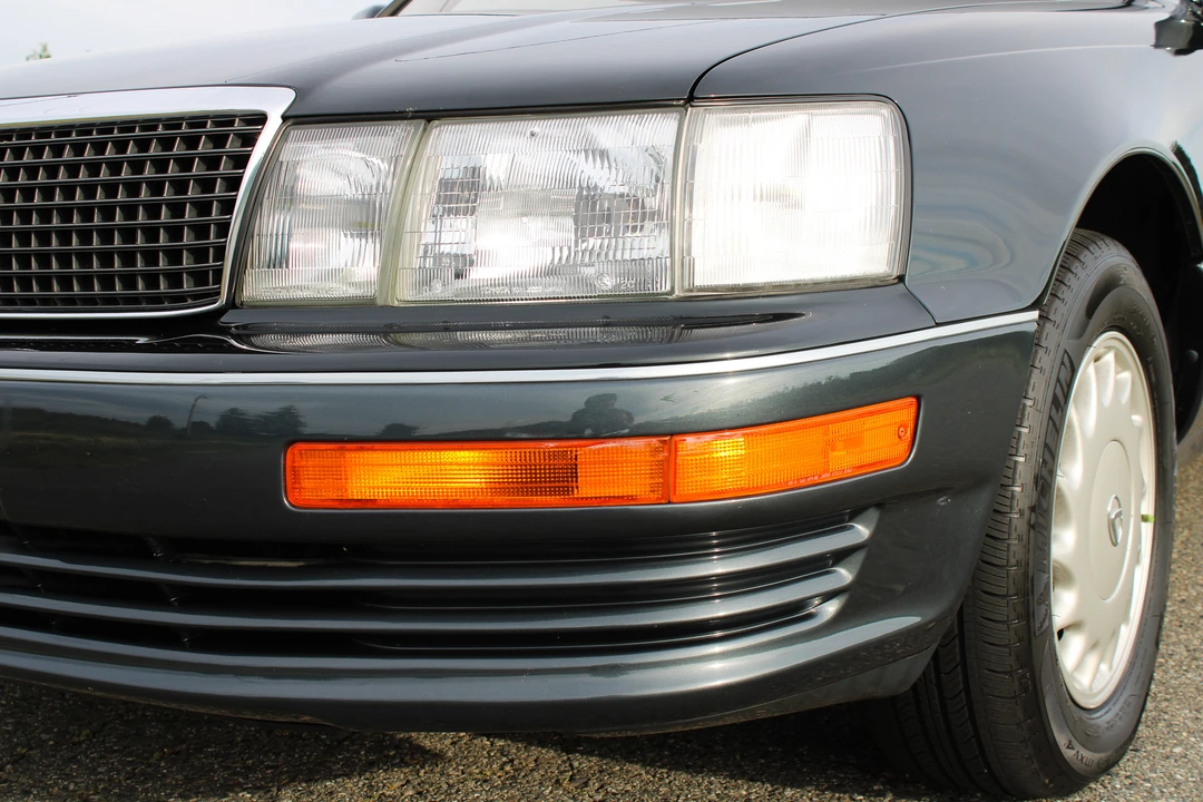 1990 Lexus LS 1st Gen - Image 27 of 31