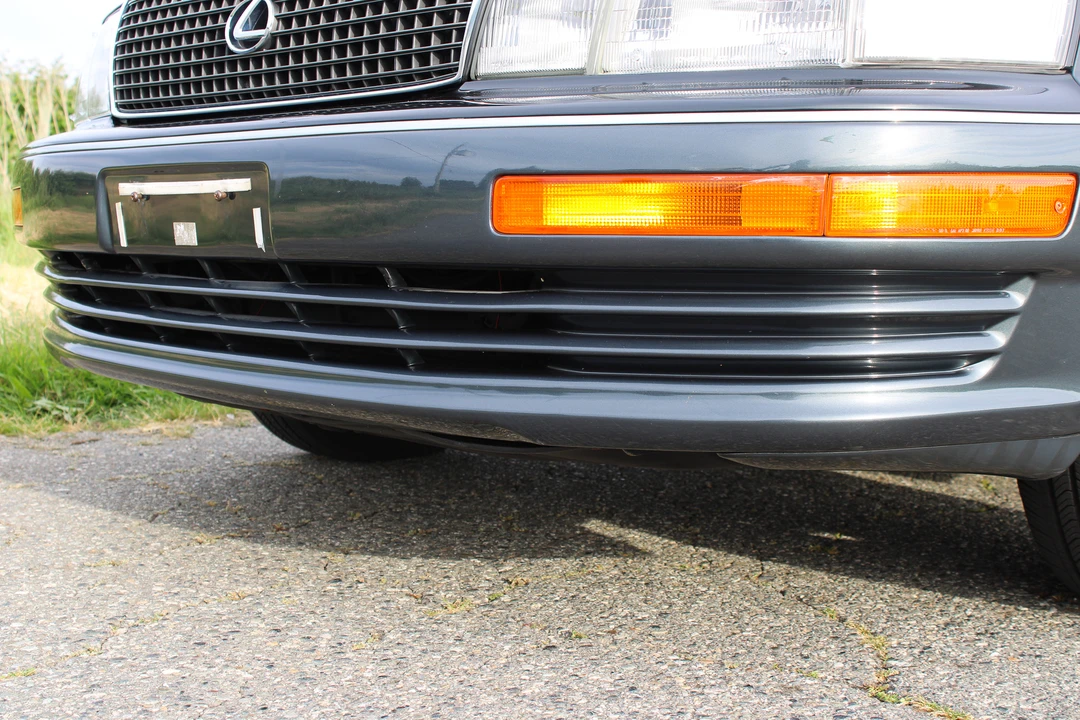 1990 Lexus LS 1st Gen - Image 29 of 31