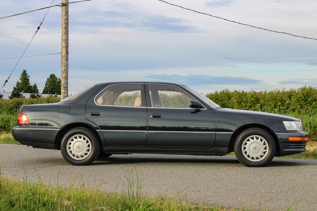 1990 Lexus LS 1st Gen - Image 20 of 31