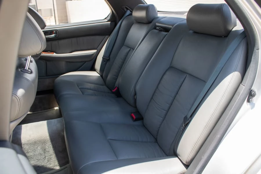 1990 Lexus LS 1st Gen - Image 25 of 31