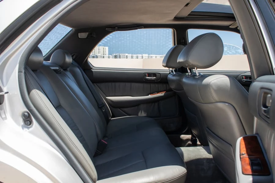 1990 Lexus LS 1st Gen - Image 24 of 31