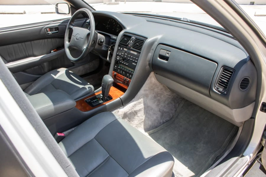 1990 Lexus LS 1st Gen - Image 20 of 31