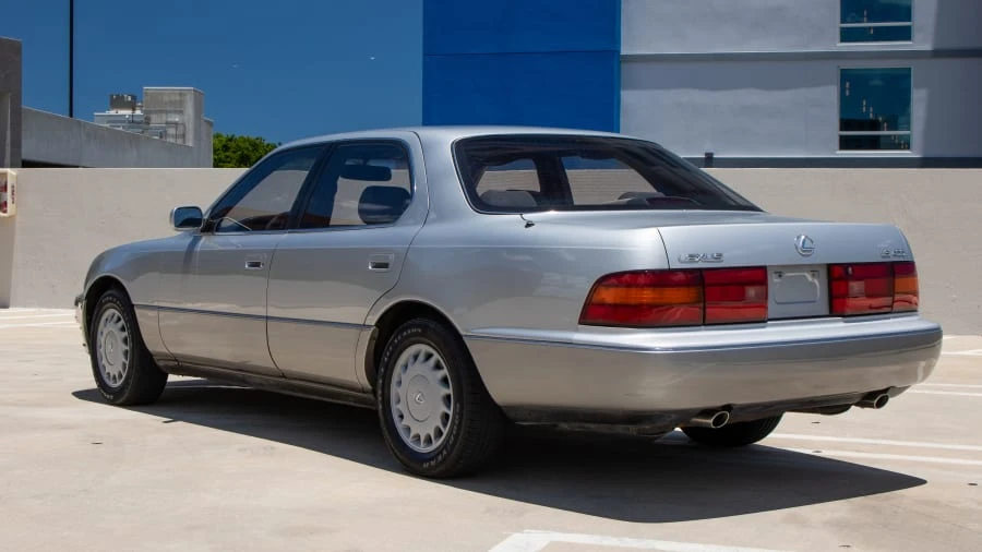 1990 Lexus LS 1st Gen - Image 7 of 31