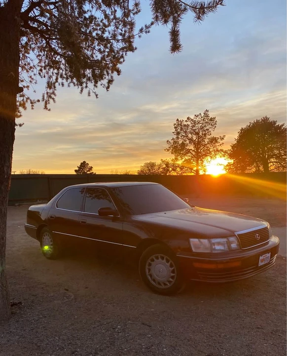 1990 Lexus LS 1st Gen - Image 2 of 2