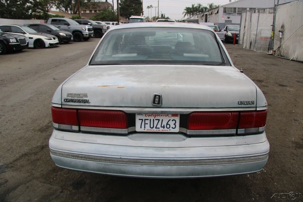 1990 Lincoln Continental 8th Gen - Image 5 of 21