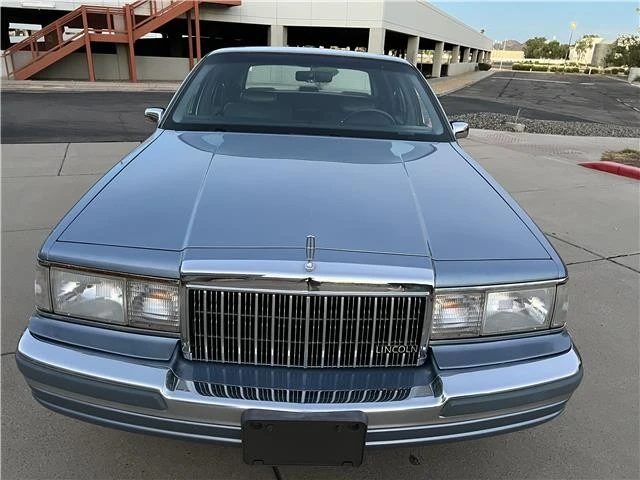 1990 Lincoln Town Car - Image 12 of 12