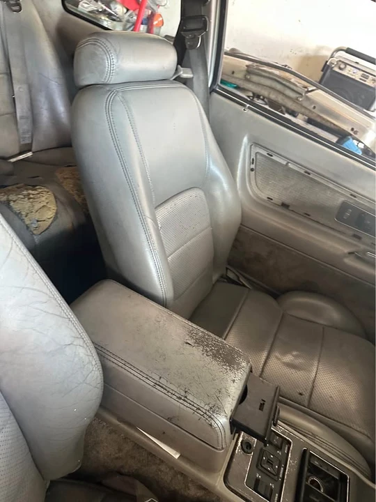 1990 Lincoln Mark LT - Image 6 of 10
