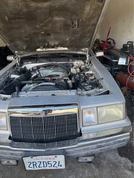 1990 Lincoln Mark LT - Image 2 of 10